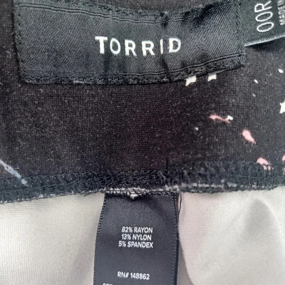 Torrid cropped floral Pull On Pants - Picture 9 of 10